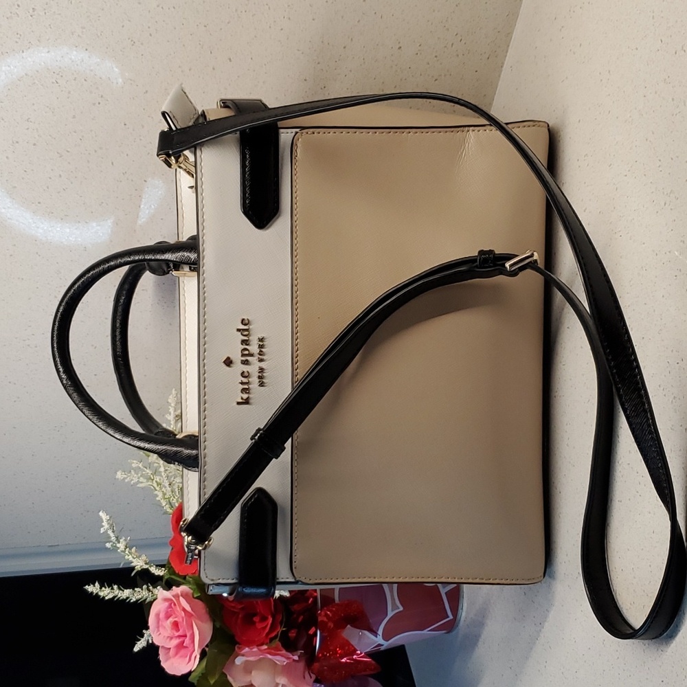 KATE SPADE 3 tone Saffiano leather crossbody bag